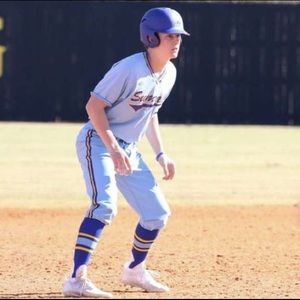 Meet your Posher, Cruz